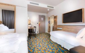 Family Room room in Libertel Gare Du Nord Suede