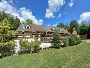 Penzion Hájovna U Dubu