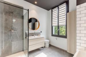 Appartements Superbe Maison avec Jardin - La Villa Paloise : photos des chambres