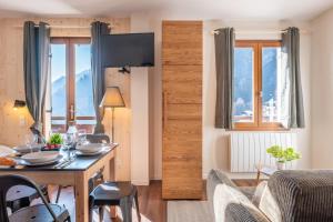 Le Petit Aravis - village et vue panoramique