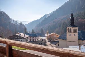 Le Petit Aravis - village et vue panoramique