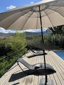 Maisons de vacances Le Domaine de La Tuilerie - Gite de charme en bord de riviere avec piscine : photos des chambres