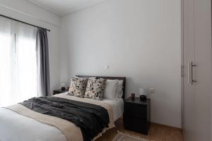 Urban Chic Hideaway Near Athens Center & Metro