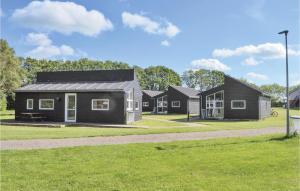 Holiday Home Halvejen Hytte Spjald I