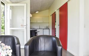 Holiday Home Halvejen Hytte Spjald I