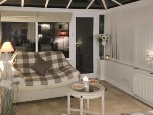 Dolls Cottage