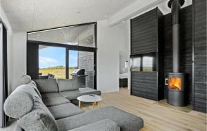 Stunning Home In Jerup With Wifi