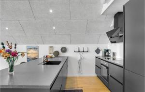 Stunning Apartment In Thisted With Wifi