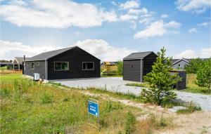 3 Bedroom Beautiful Home In Jerup