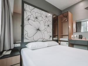 Amrise Hotel Geylang, 11Hrs, Stay from 10PM to 9AM