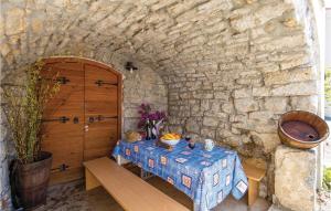 Beautiful Home In Kastav With Kitchen