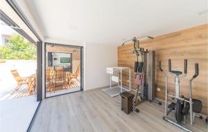 Amazing Apartment In Kastel Stari