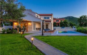 Villa Holiday Home Bodula