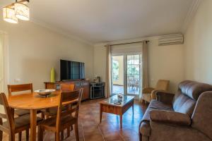 Los Cisnes by Ĥ - Playa de los Haraganes HLHC120P29