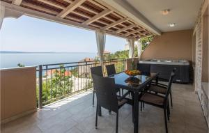 Awesome Apartment In Jesenice With Wifi