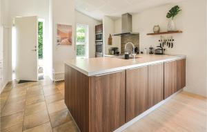 Three-Bedroom Holiday Home In Ebeltoft