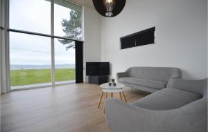 Three-Bedroom Holiday Home In Ebeltoft