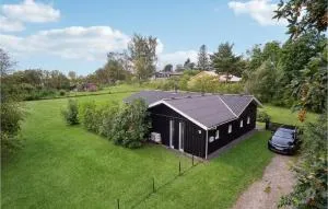 Pet Friendly Home In Knebel With Sauna - Skødshoved Strand