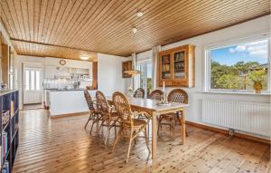 Gorgeous Home In Læsø With Kitchen