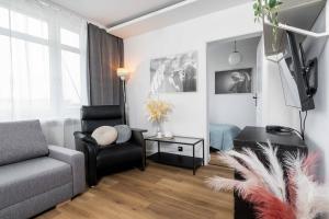 Monochrome Suites Lazienki Park