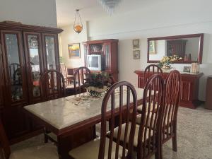 Vista de tirar o fôlego 3 quartos Praia das Castanheiras