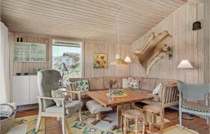 Beautiful Home In Løkken With Wifi