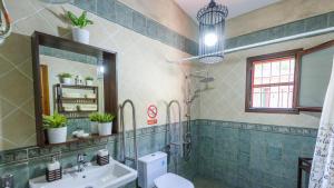 Villa Solgor Benamocarra by Ruralidays