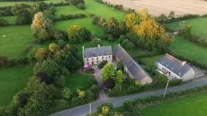 Les Pommiers d'Amfreville, Chambres d'hôtes & Table d'hôtes - 弗莱斯维尔