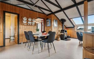 Nice Home In Harboøre With Wifi