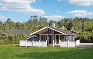 3 Bedroom Gorgeous Home In Ebeltoft