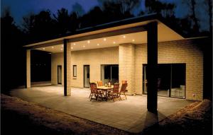 Four-Bedroom Holiday Home In Ebeltoft