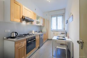 White Pearl BGY Station