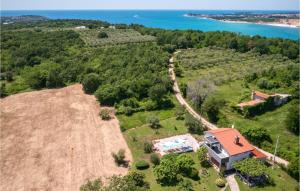 0-Bedroom Apartment In Porec