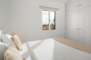 Casa Areia Dourada by An Island Apart