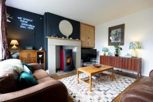 DUNELM COTTAGE - Three Bed Cottage in the heart of the Peak District