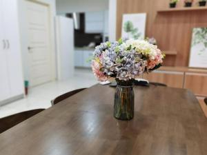 SUMMERSET 8PAX 3BR LUXURY SEAVIEW SUITE ROOM