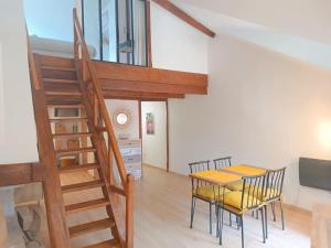 Petit loft des prisons