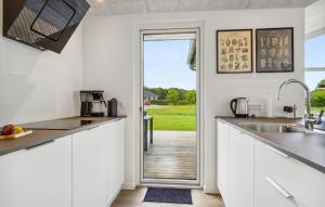 4 Bedroom Pet Friendly Home In Hadsund