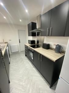 Central Middlesbrough Contractor Accommodation 4 Bed