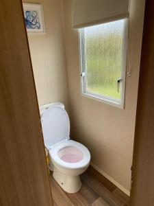 3 Bed Caravan Rob in Rhyl