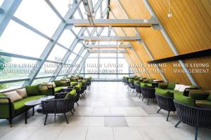 Haus living Penthouse with Balcony