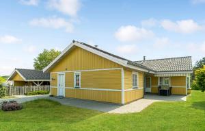 Pet Friendly Home In Ebeltoft With Wifi