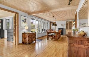 Pet Friendly Home In Ebeltoft With Wifi