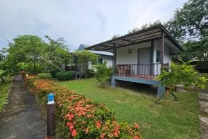 Ruentonnum Amphawa - Dao Dong