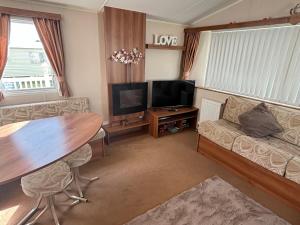Beautiful , spacious two bedroom caravan home