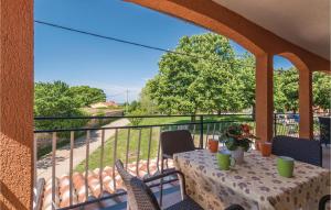 Gorgeous Apartment In Visnjan With Wifi 