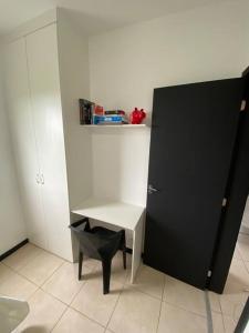 Novo, funcional e bem localizado