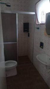 Casa condomínio a 300 metros da praia