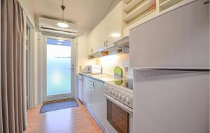 One-Bedroom Apartment In Knebel