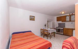 Apartment Selo Rakalj Op-1875